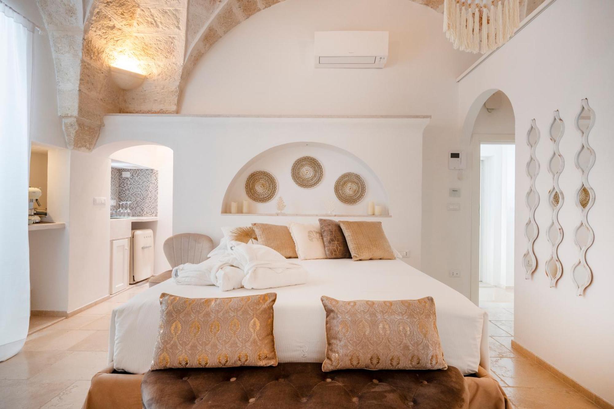 Apulia Charming Suites - Casa Rossa Suite Perla E Suite Corallo Savelletri Zewnętrze zdjęcie