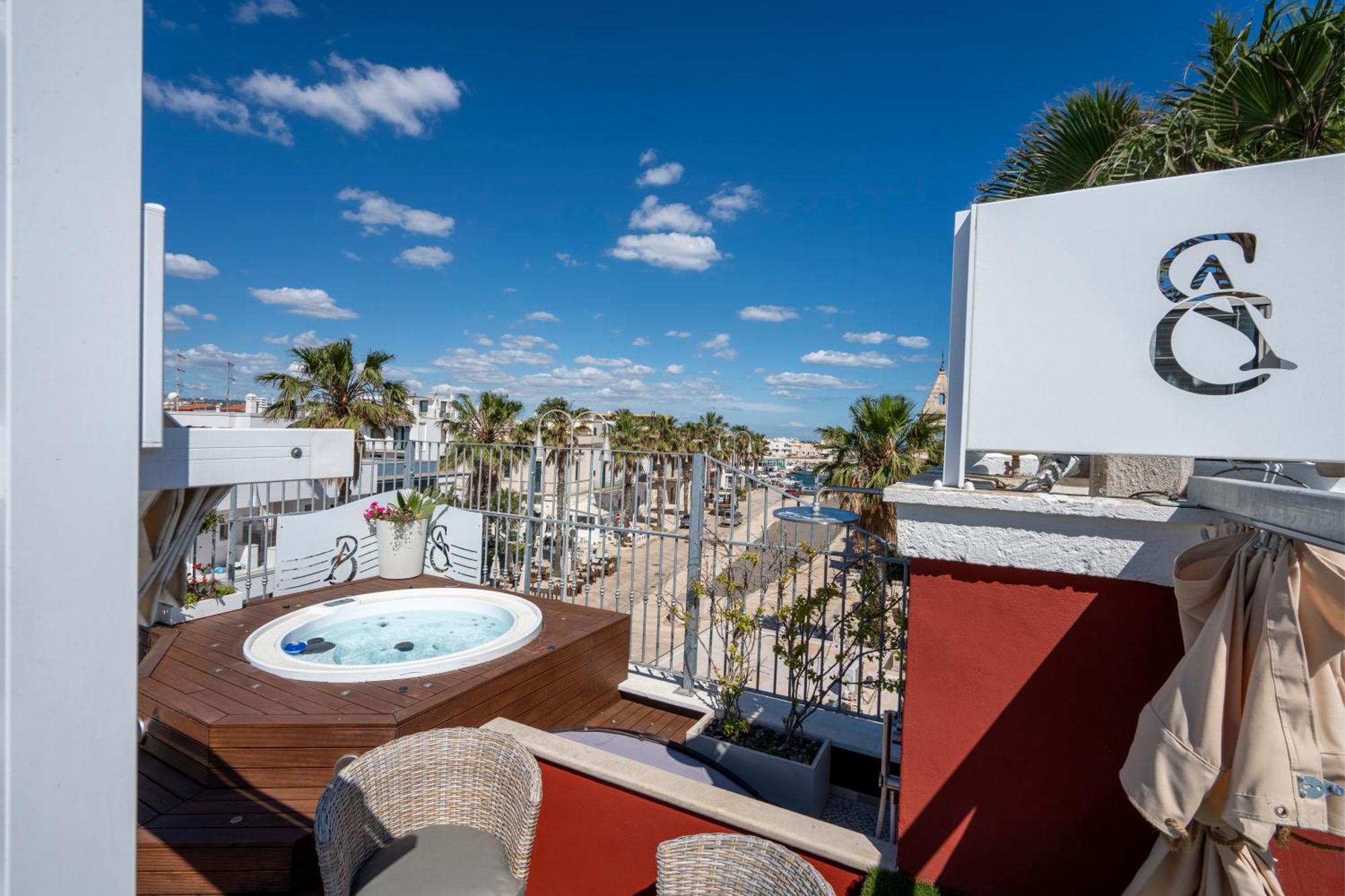 Apulia Charming Suites - Casa Rossa Suite Perla E Suite Corallo Savelletri Zewnętrze zdjęcie